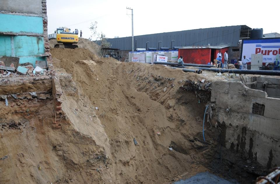 Huda begins drain work ahead of rainy days